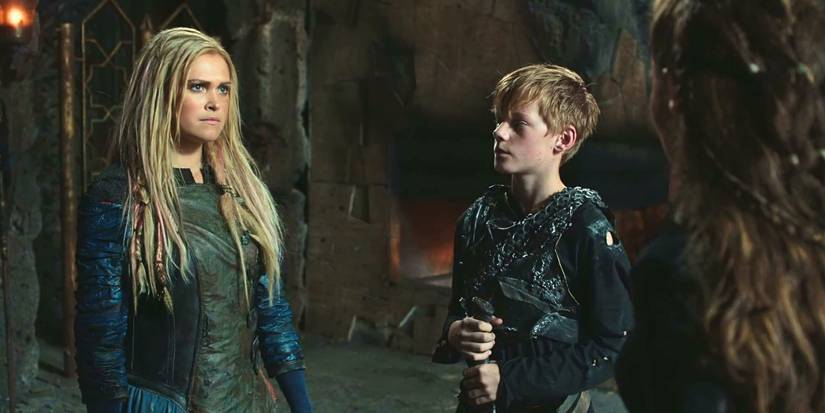 10 Details in The 100 That Don’t Make Sense