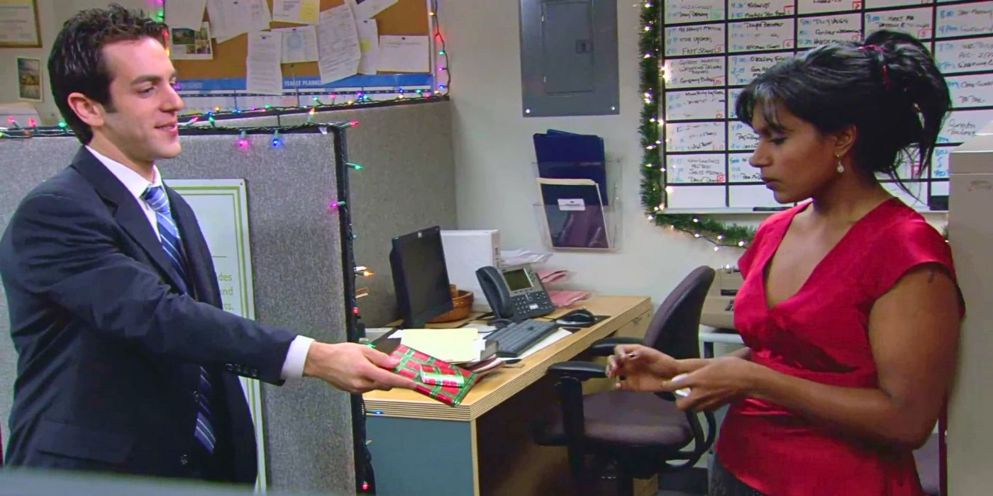The Office's Mindy Kaling & BJ Novak Reunite 12 Years Later at ...