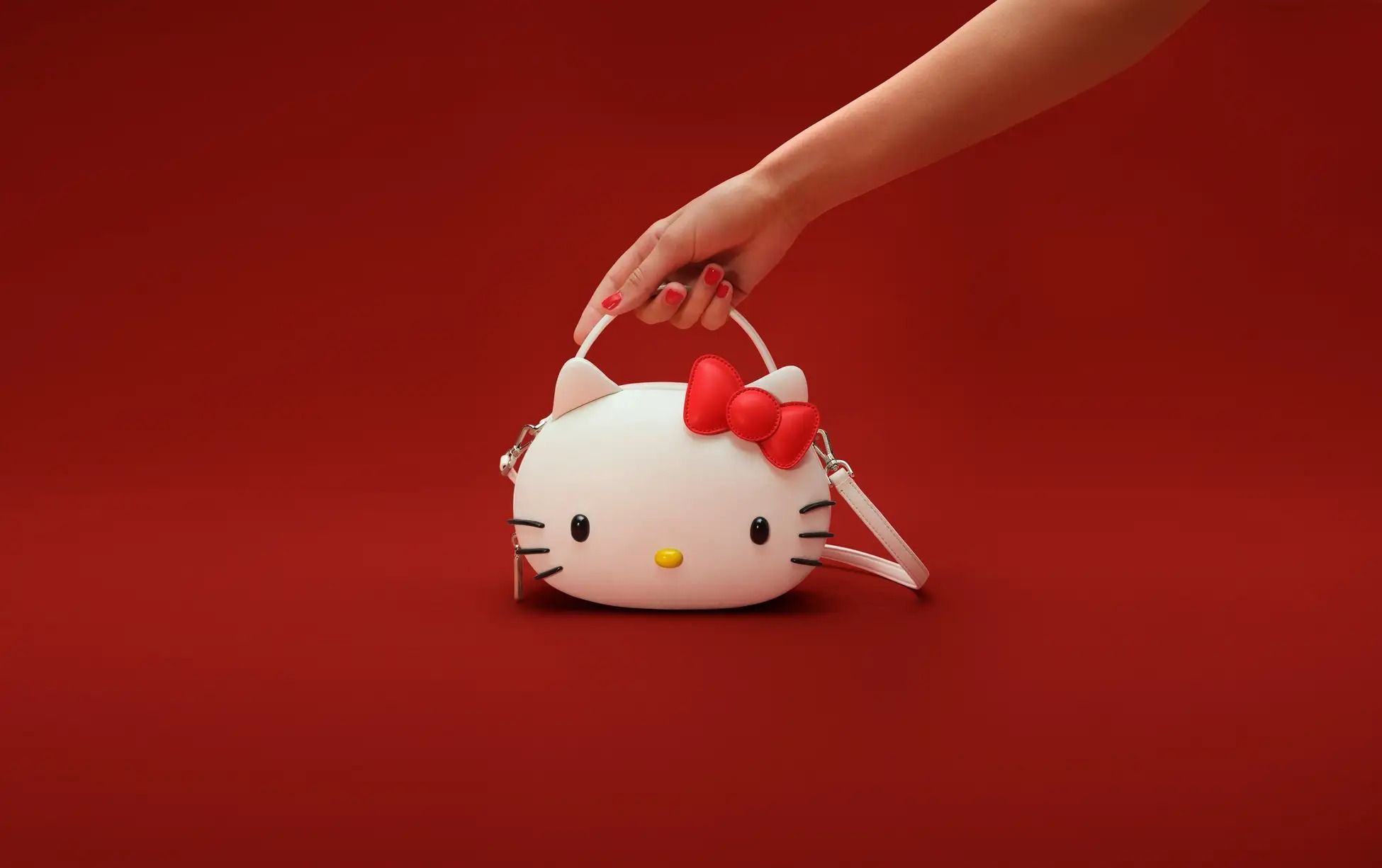 Hello Kitty & Kate Spade New York Reveal Luxury Fashion Collection for ...