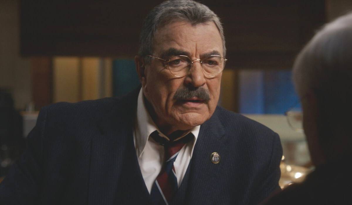 Blue Bloods Fans Send Tom Selleck's Canceled Cop Show Surging on Streaming  as They Await Donnie Wahlberg's Spinoff