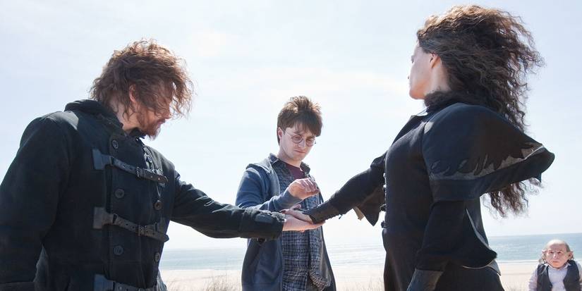 Harry, Ron, and Hermione disapparate together in Harry Potter.