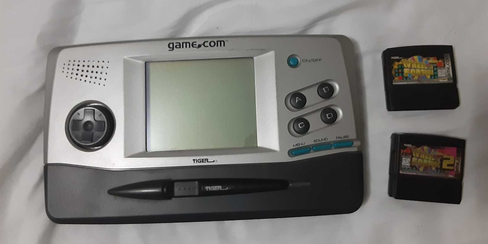 10 Classic Game Consoles That Are Unplayable Today