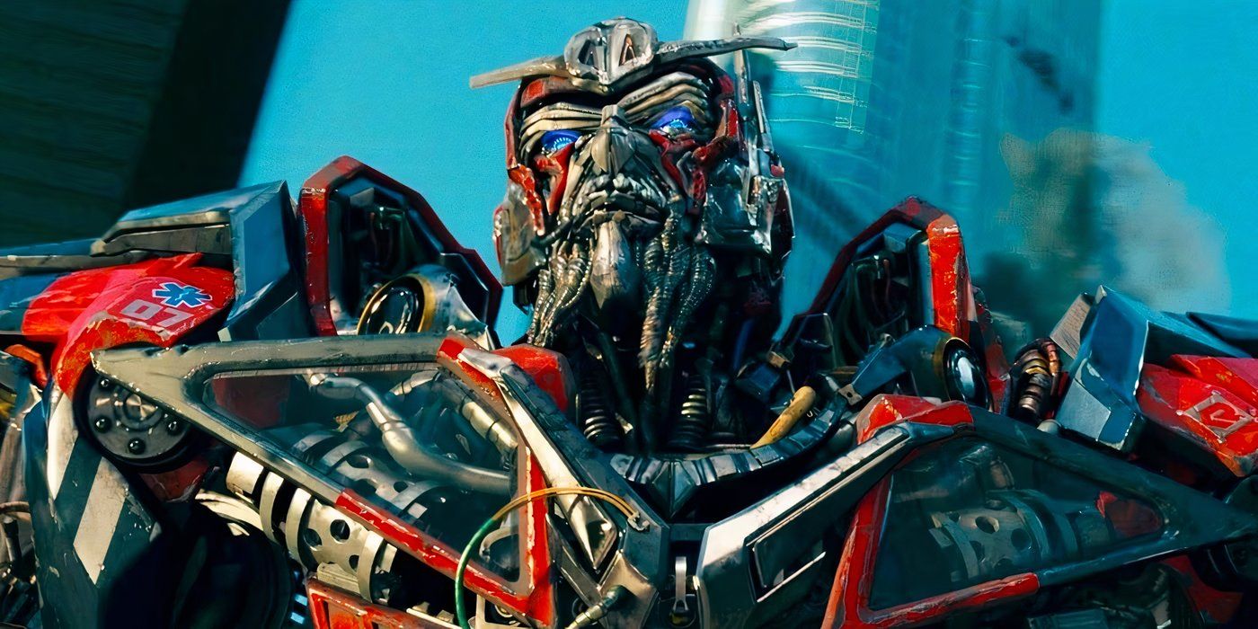 Sentinel Prime gazes upward in Transformers: Dark of the Moon