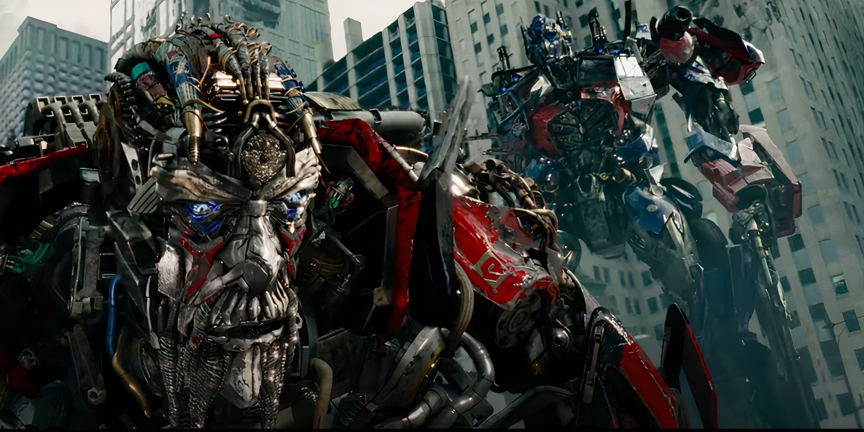 Optimus Prime kills Sentinel Prime in Transformers: Dark of the Moon