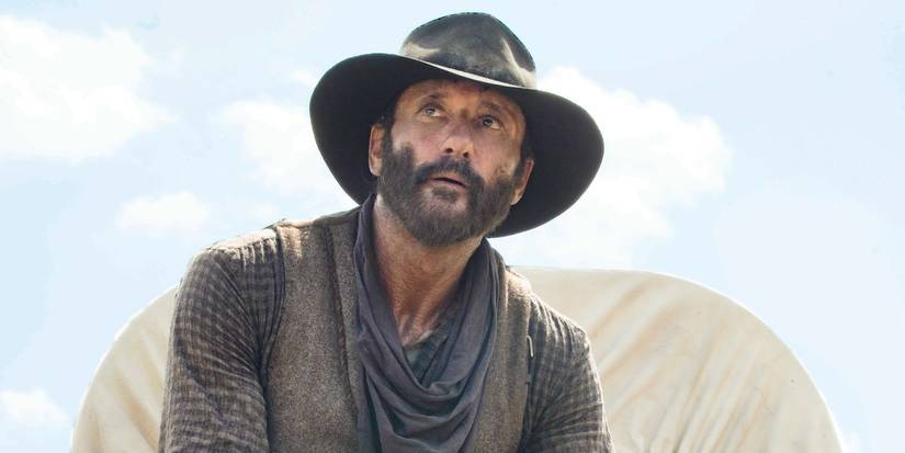 James Dillard Dutton (Tim McGraw) from 1883 looks up in concern.