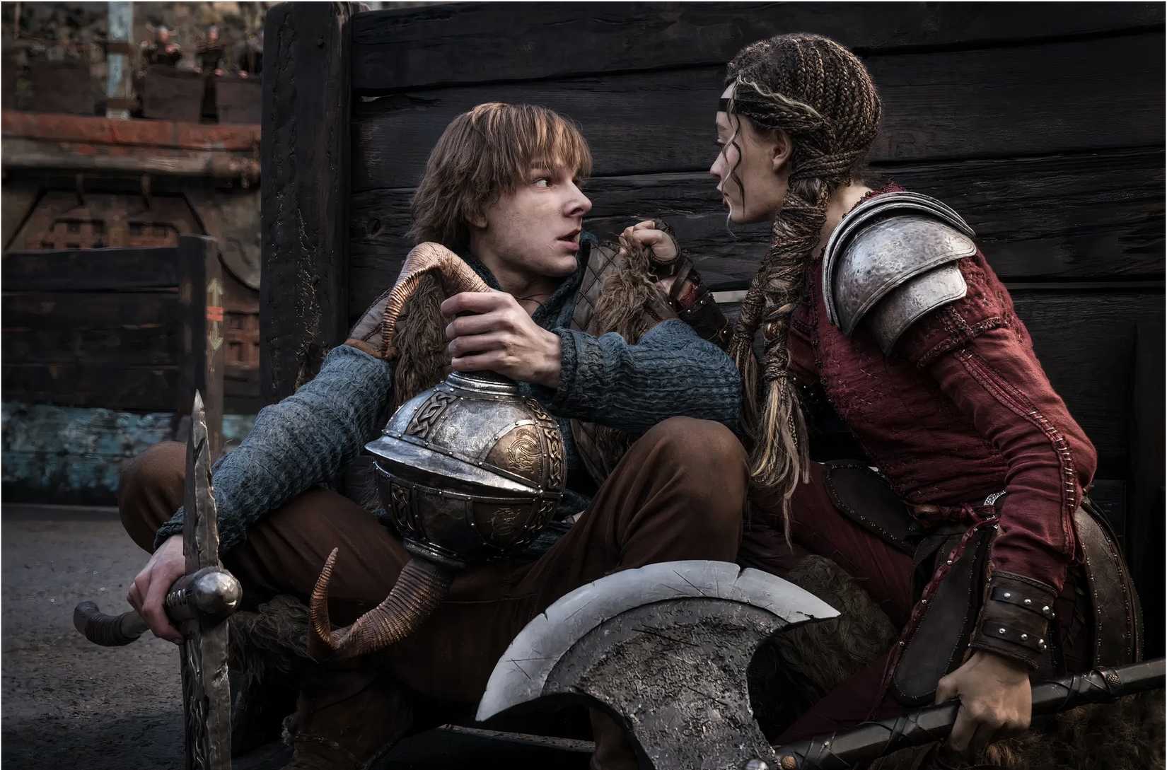 hiccup-and-astrid-prepare-for-battle-in-new-look-at-live-action-how-to