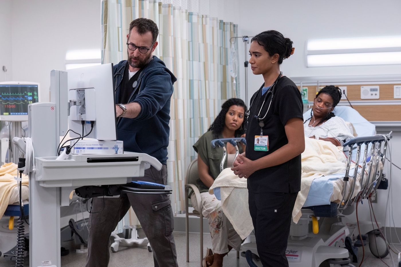The Pitt Season 1, Episode 3 Review: The Real-Time Idea Hurts the Max Show