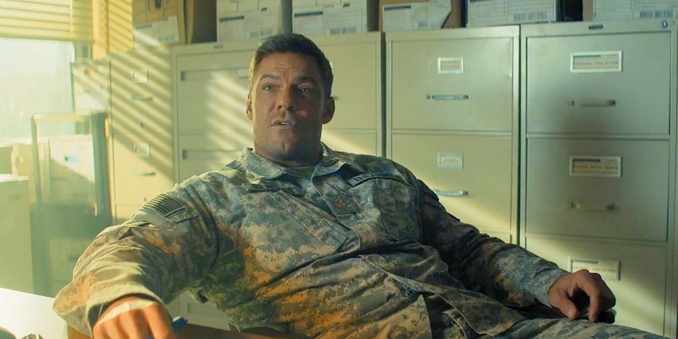 'Who Does That?': Reacher's Alan Ritchson Explains Why His Hunger Games ...