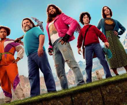 A Minecraft Movie Gets Polarizing Rotten Tomatoes Score, but Critics ...