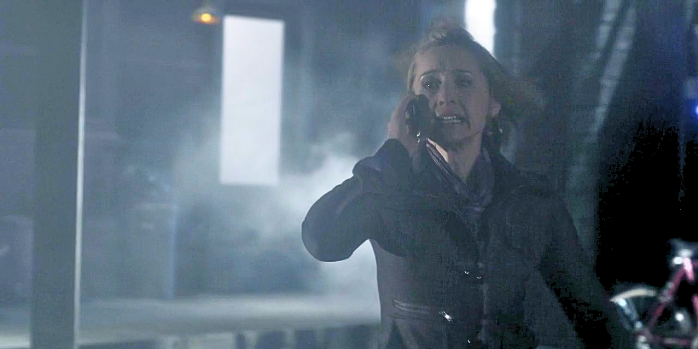 Does Chloe Die in Smallville? What Happens to Her, Explained