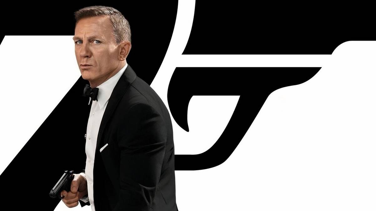 daniel craig bond photos