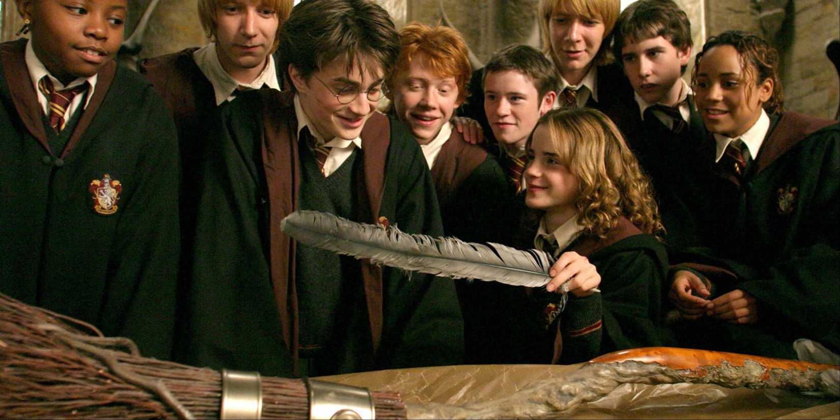 Harry gets his firebolt in Harry Potter and the Prisoner of Azkaban