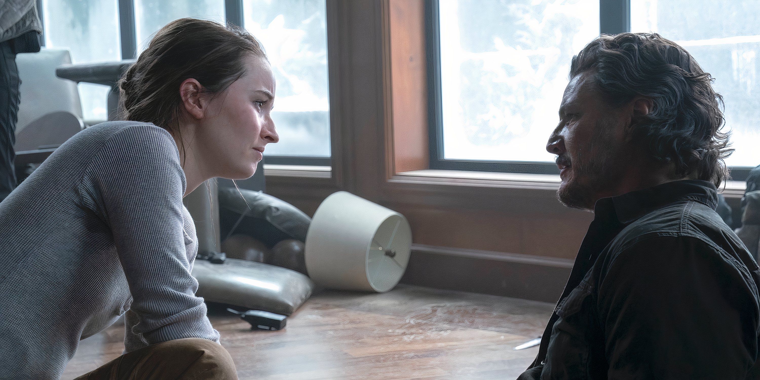 Abby talks to a wounded Joel in The Last of Us