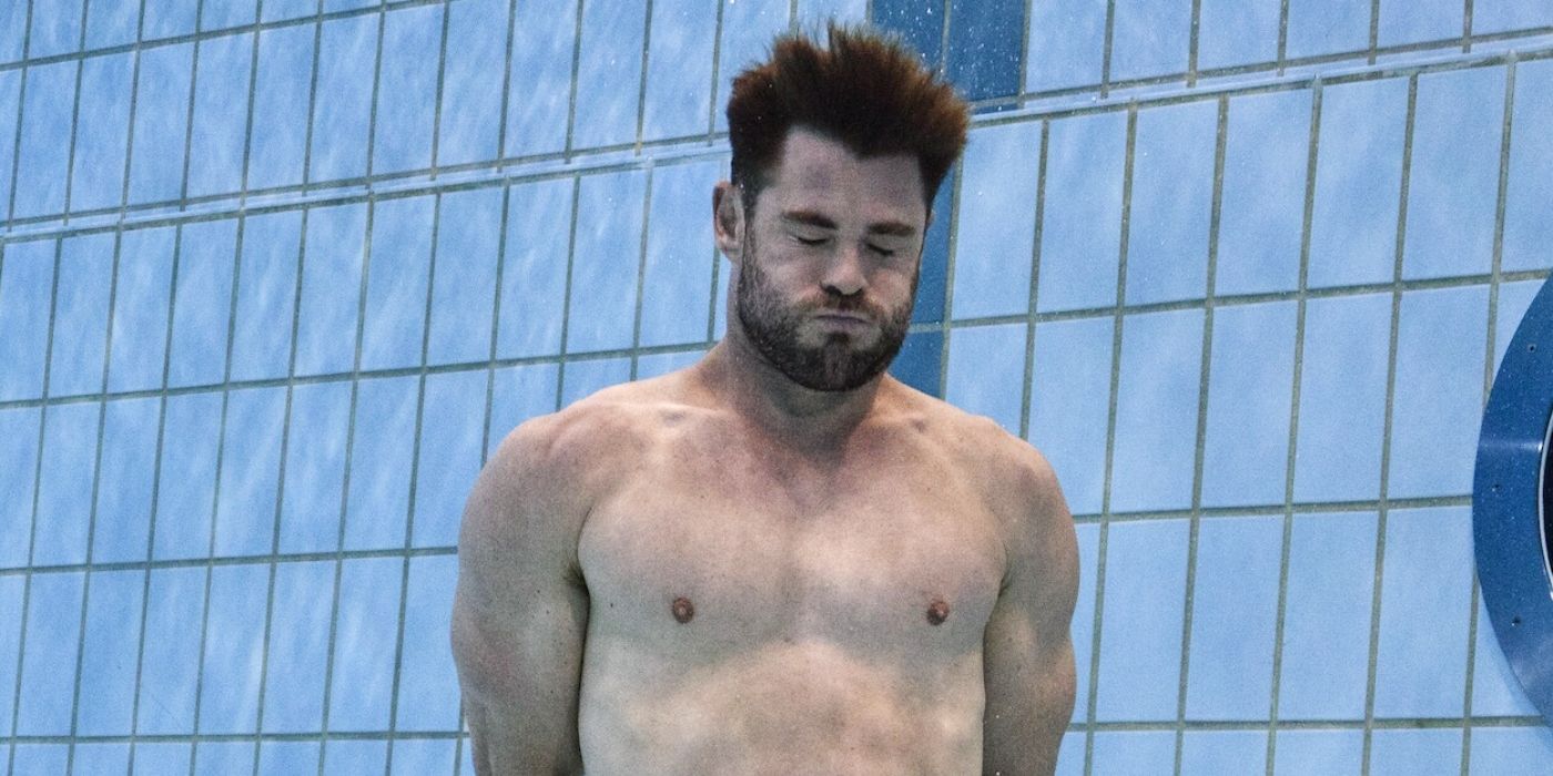 Chris Hemsworth Has MCU Fans Believing His Time as Thor is Ending
