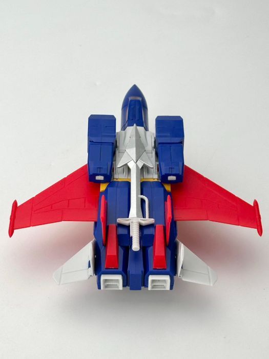 An Anime-Exclusive Transformers Autobot Gets New Prototype Reveal After ...
