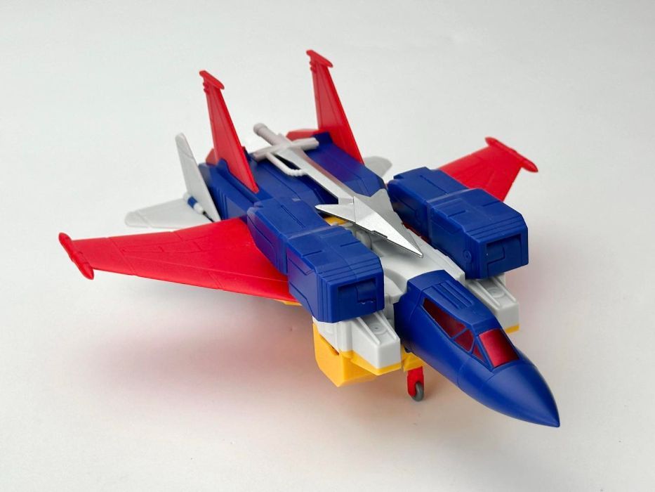 An Anime-Exclusive Transformers Autobot Gets New Prototype Reveal After ...
