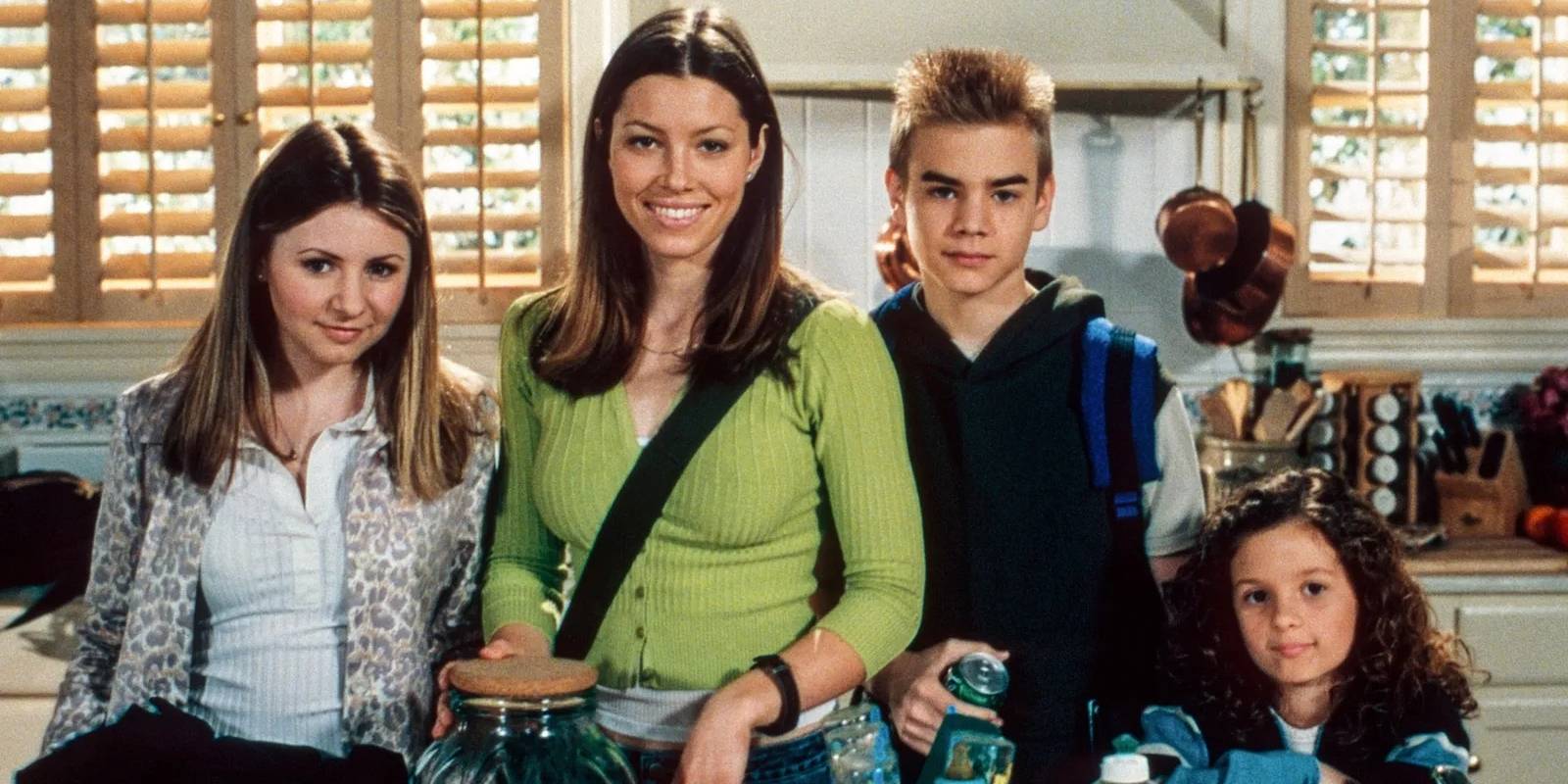 'We Want to Modernize It': Another Major 90s Series Is Being Rebooted for Today's Audiences