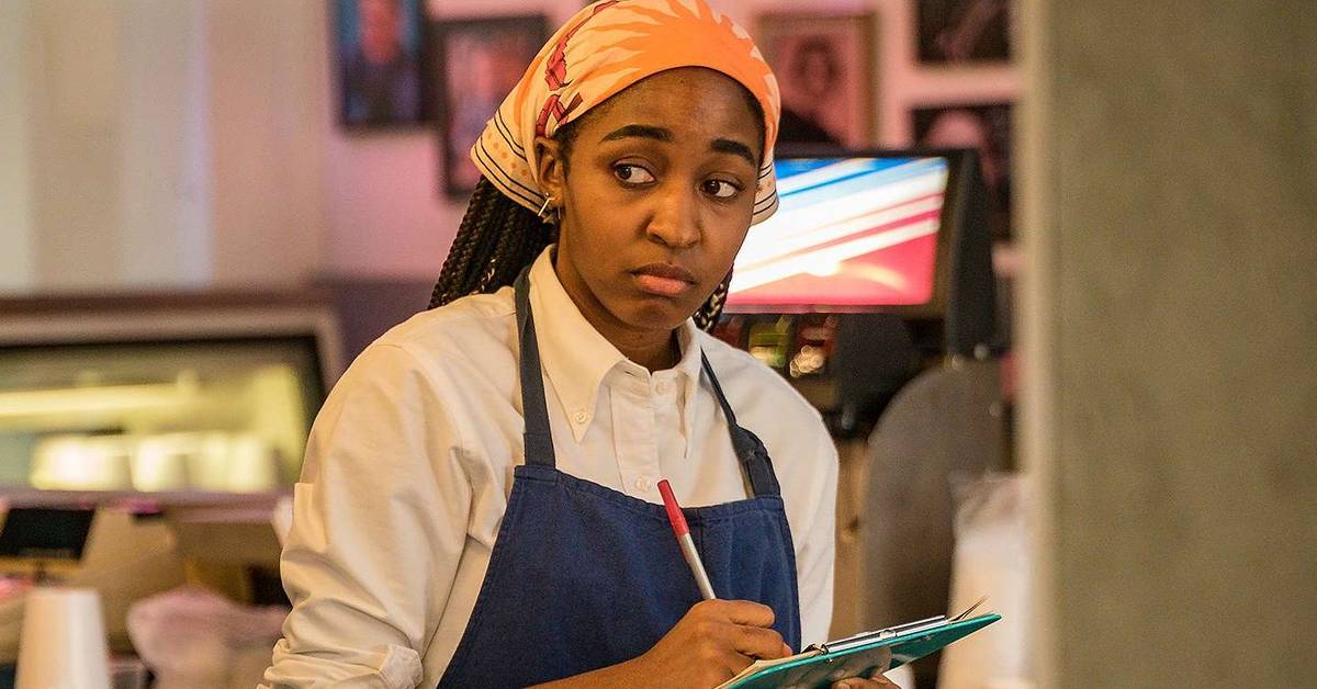 Lyuda erini aldayapti (foto)