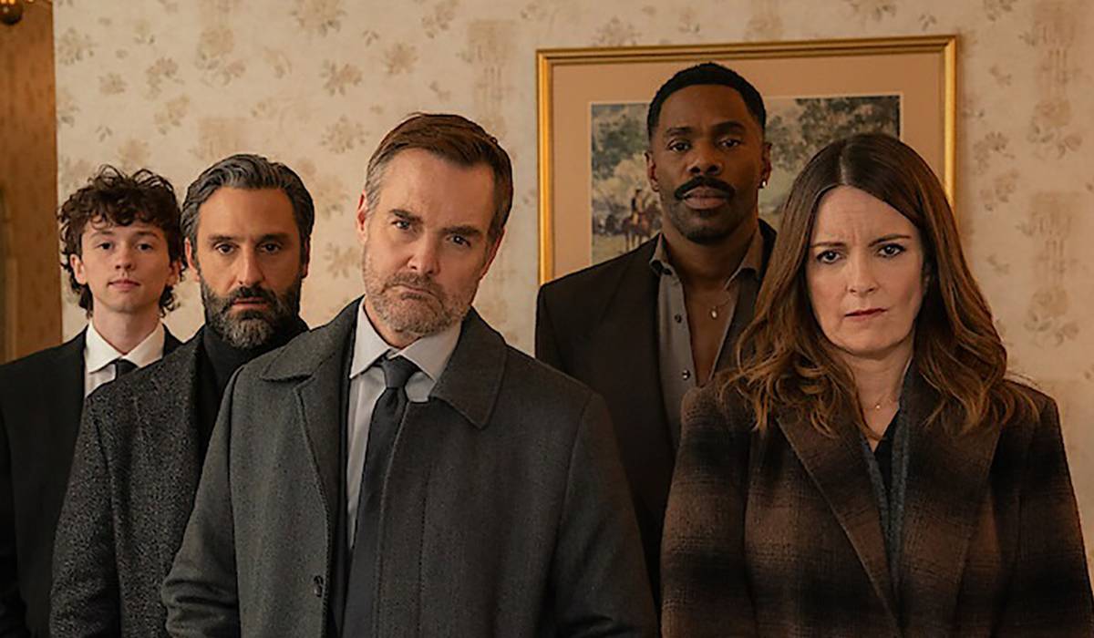 Tina Fey Explains 'Starting From Scratch' With The Four Seasons Season 2 on Netflix