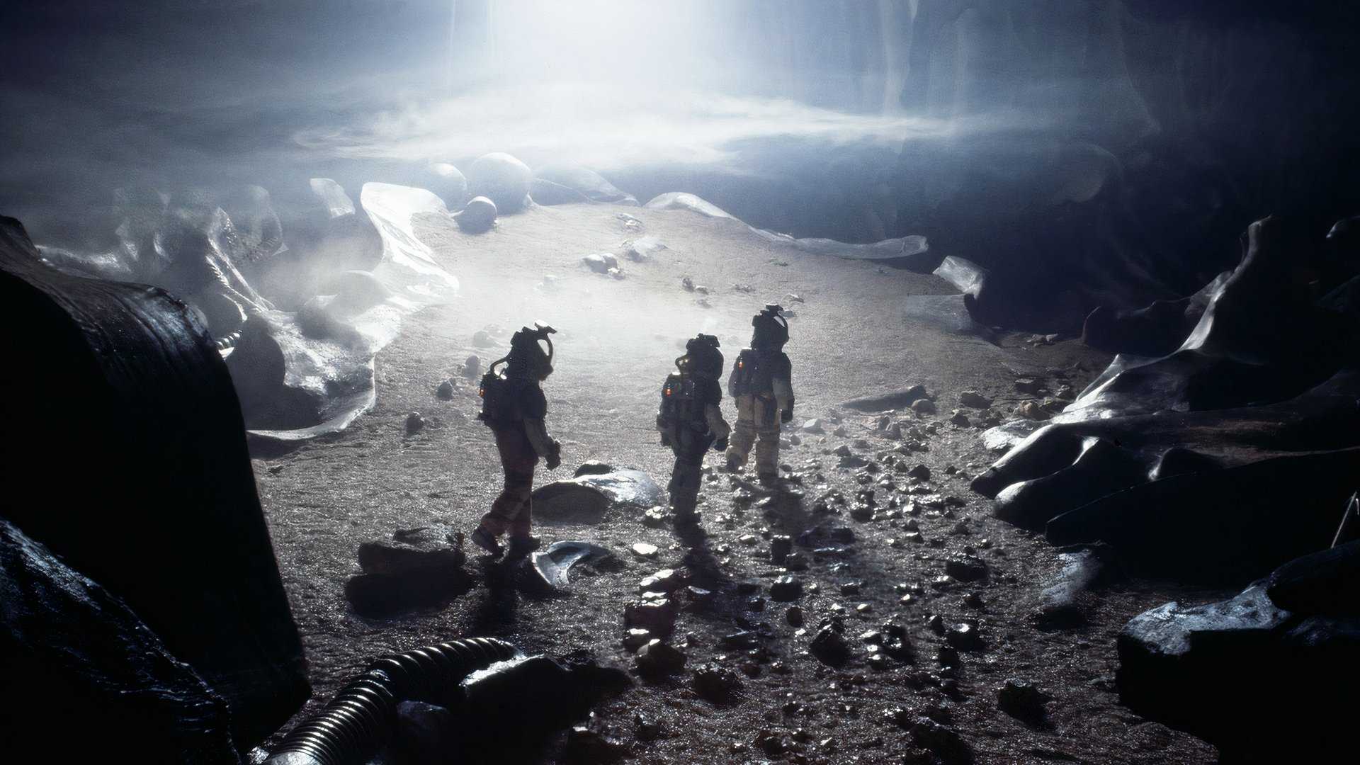 This Actor's Only Movie Role Defined a $1.6 Billion Sci-Fi Horror ...