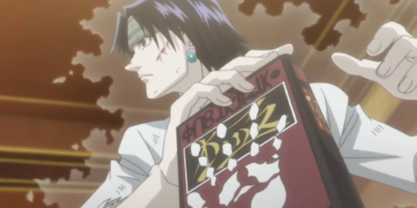 Chrollo activates Skill Hunter in Hunter x Hunter.