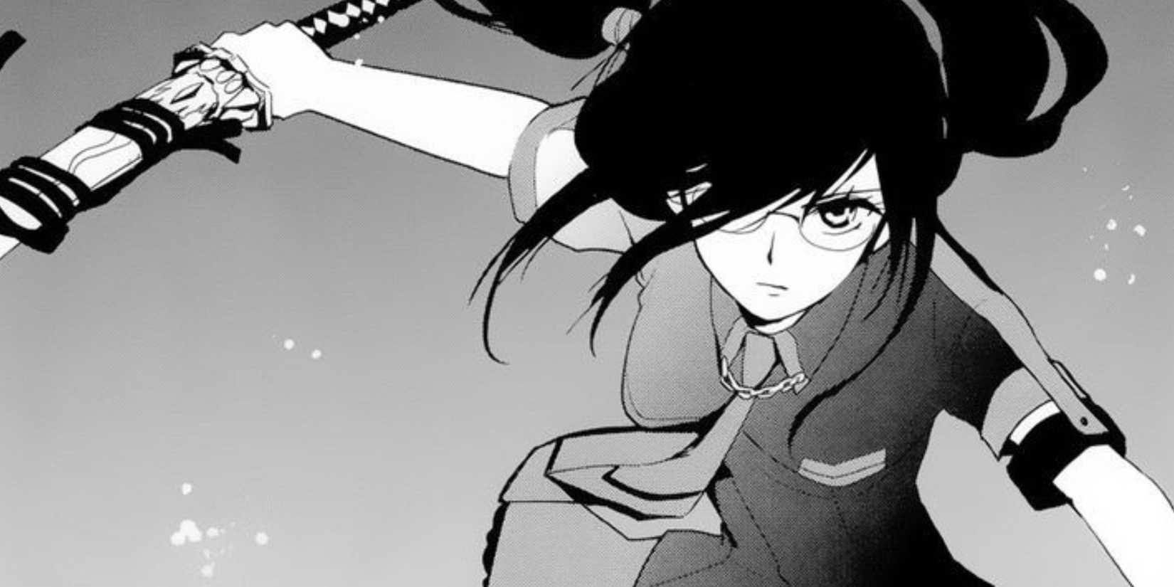 Saya wields her sword in the Blood-C manga.