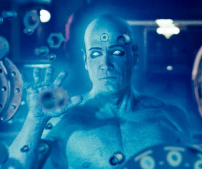 Machine From Watchmen 10 Toughest Sci-Fi Movie Heroes, Ranked