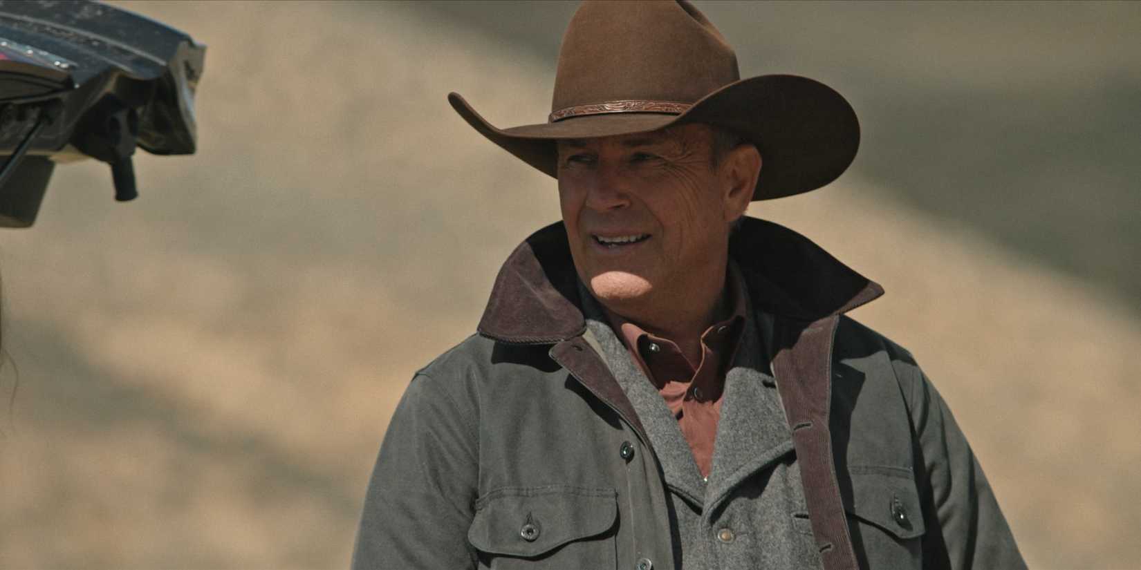 Medium shot of John Dutton in Yellowstone Season 3, Episode 10