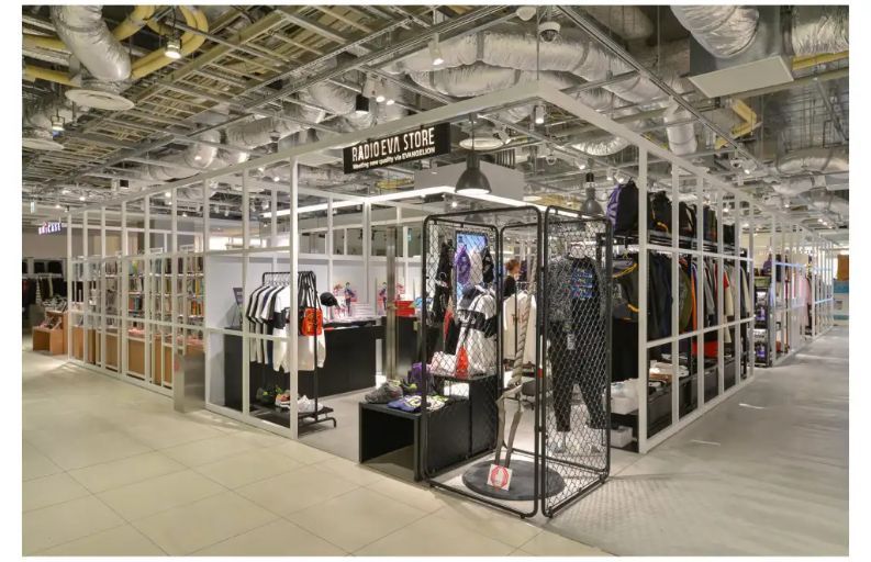 RADIO EVA STORE 2ND ANNIVERSARY (COLOR) RADIO EVA STORE Re-OPEN