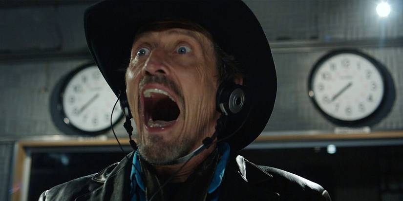 Radio host Johnny Deadeyes screaming while on the radio in Pontypool