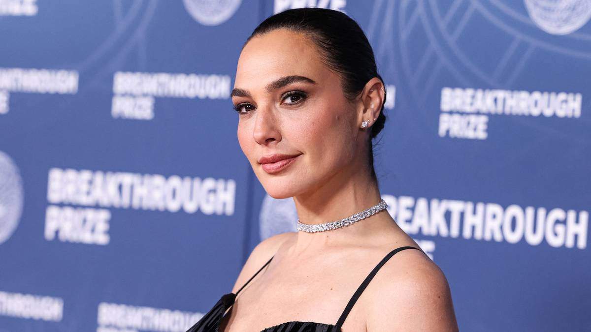 Gal Gadot’s New 84-Minute Action Movie Sets a New Rotten Tomatoes Record - cbr.com image