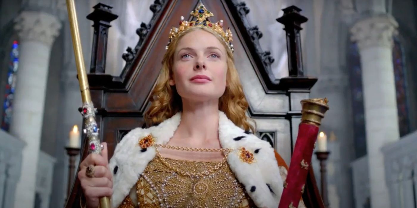 The White Queen to her coronation