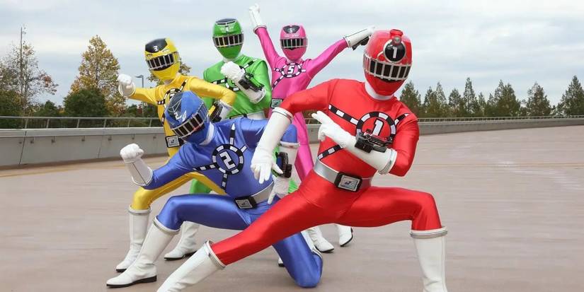 Rangers berpose dari Ressha Sentai ToQger