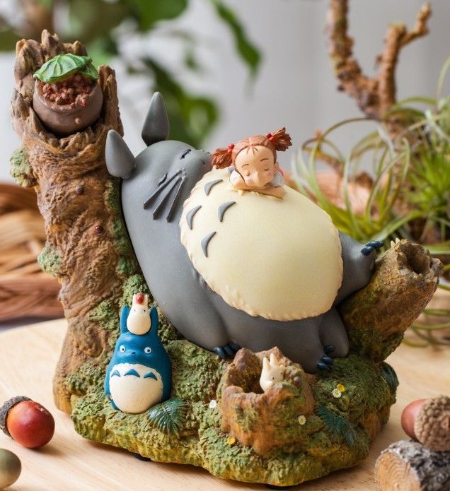 Studio Ghibli's Adorable 'Totoro and Mei-chan' Music Box Returns