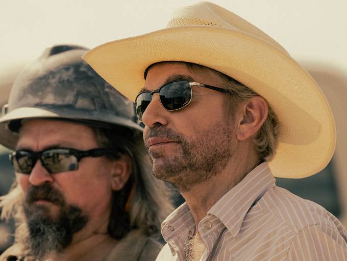 Taylor Sheridan's $1 Billion NBCUniversal Deal: A Game-Changer For The Industry