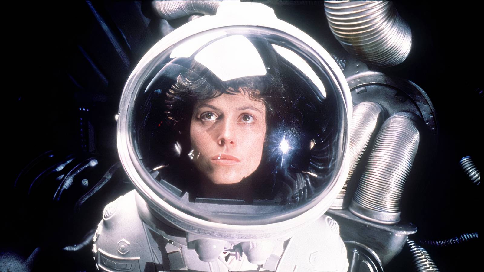 First 2 Alien Movies Confirmed As Major Inspiration For New Sequel