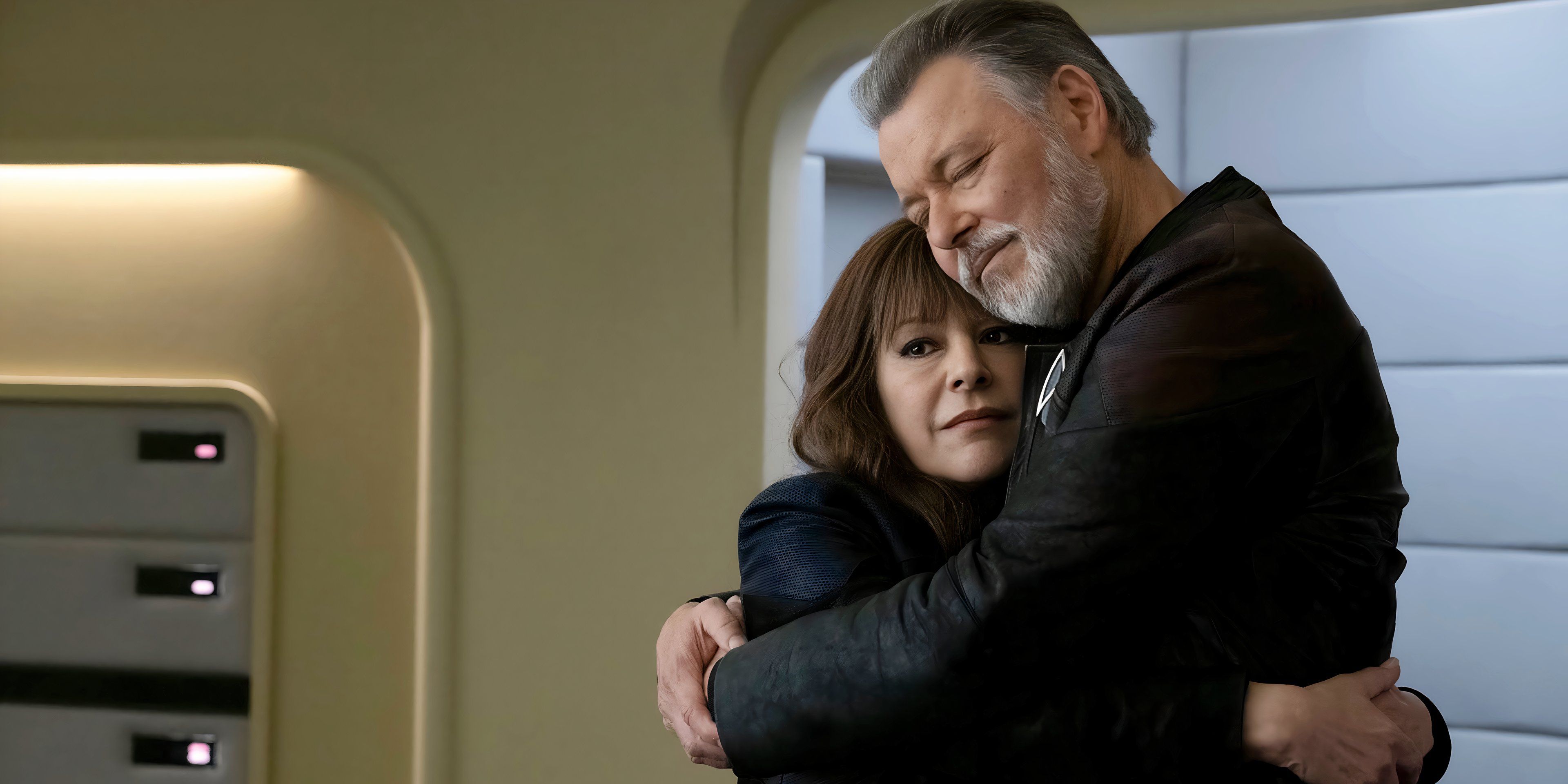 Star trek Picard Riker and Troi