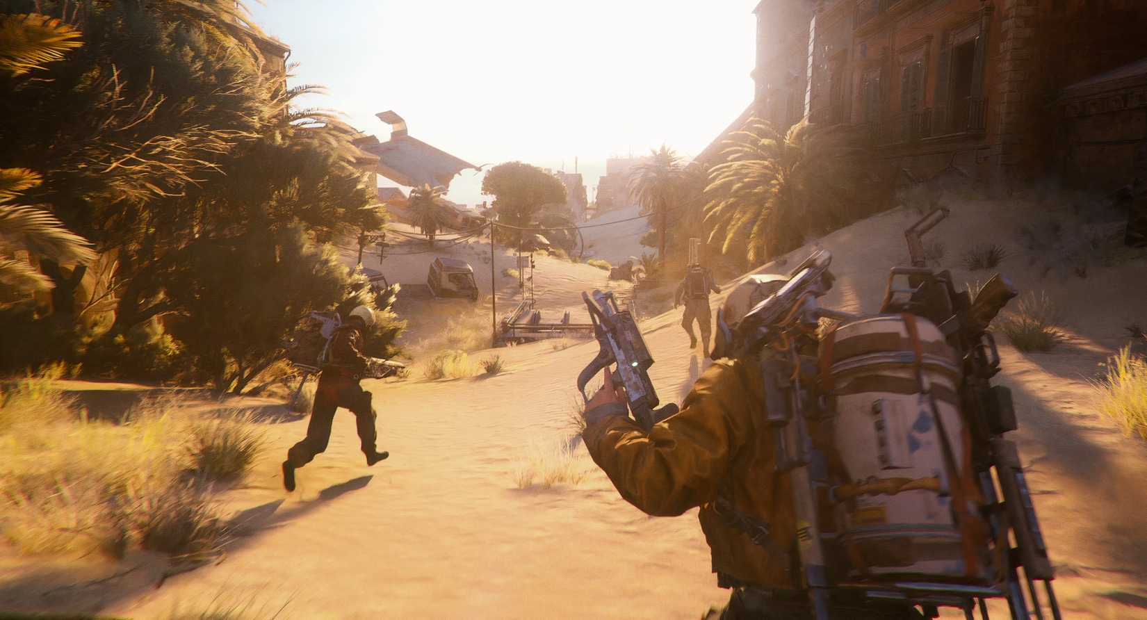 arc-raiders-running-with-squad