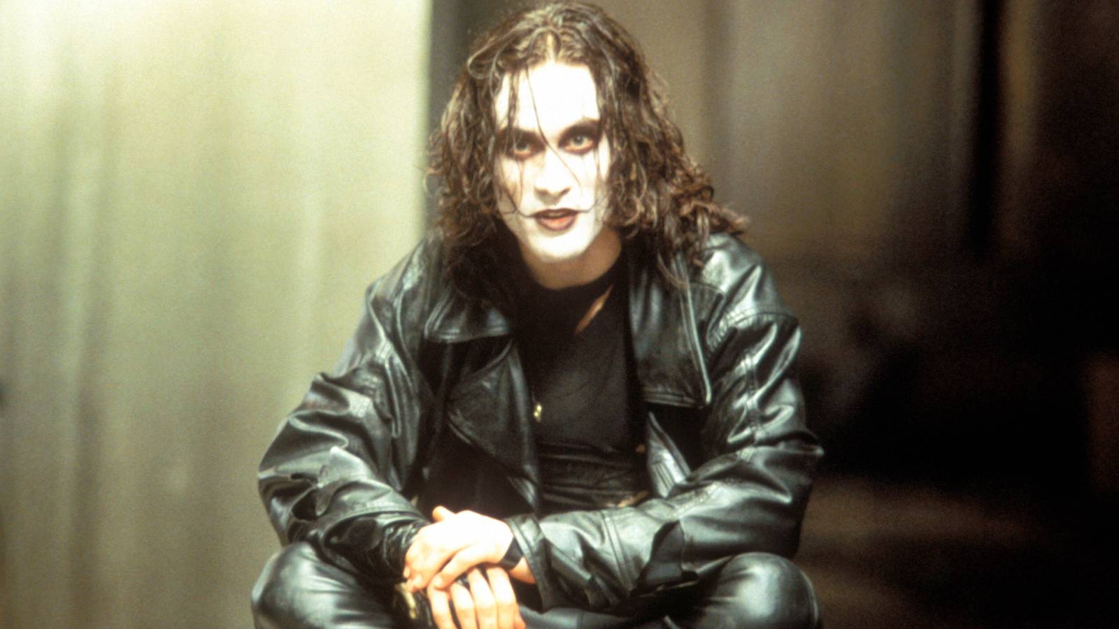 The Crow Officially Replaces Brandon Lee's Eric Draven For A Dark New Series