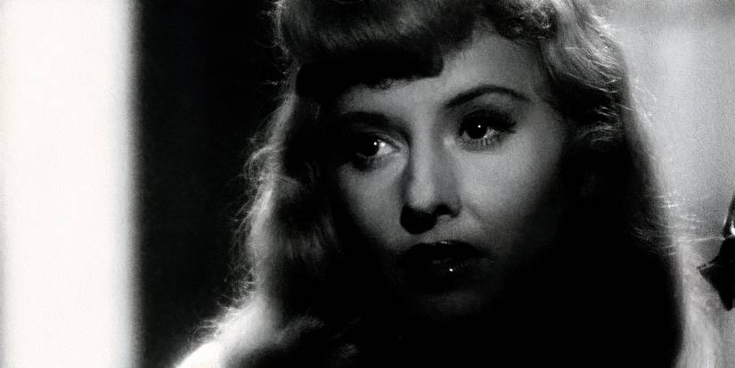 Phyllis betrays Walter in Double Indemnity.