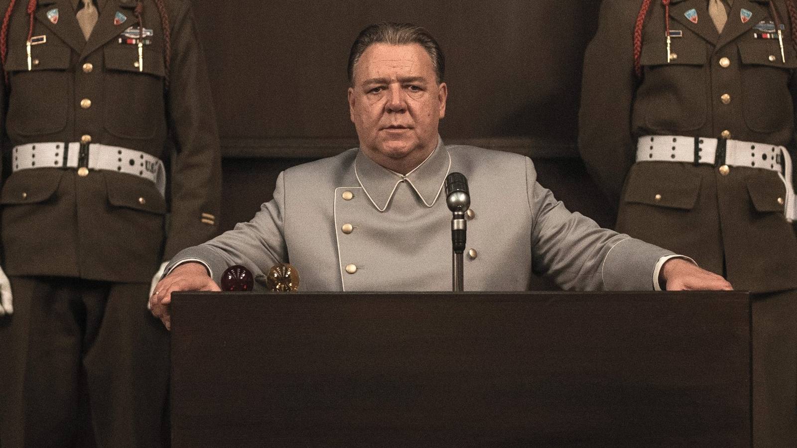 Russell Crowe #39 s New Historical Thriller Is the Perfect Oppenheimer