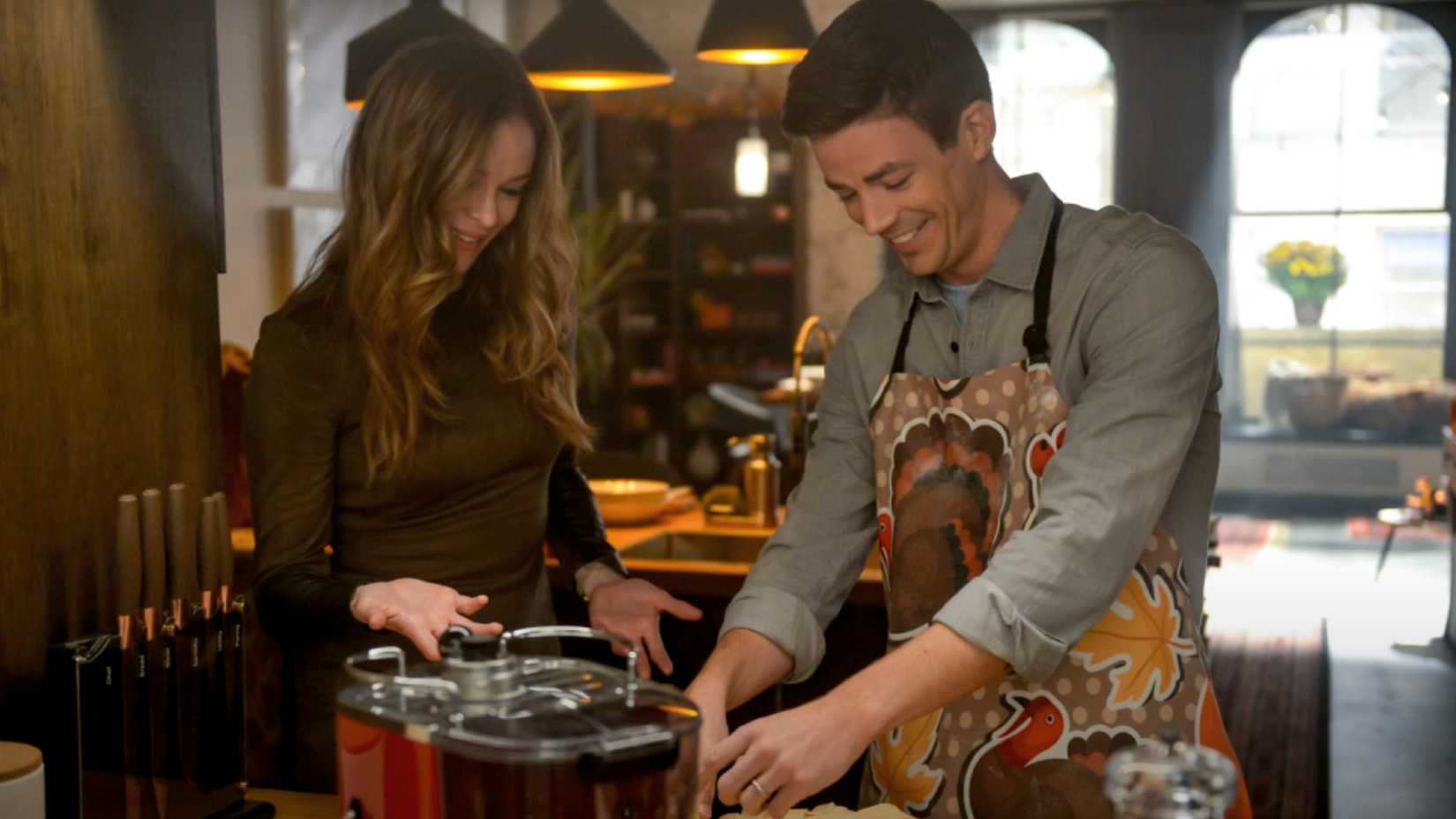 10 Delicious Thanksgiving Episodes From Superhero TV Shows