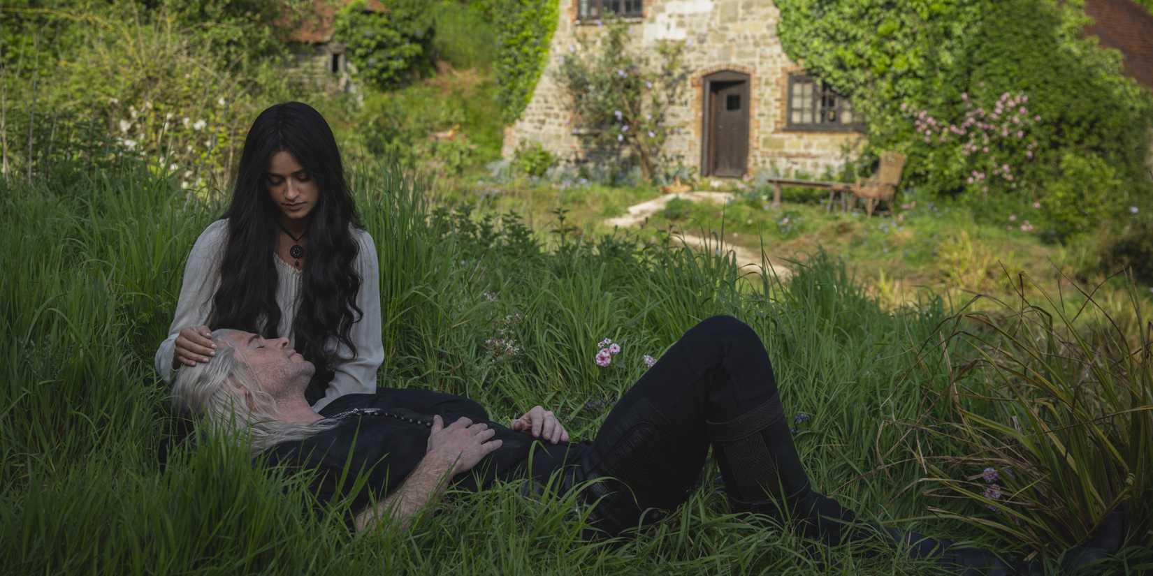 Yennefer (Anya Chalotra) and Geralt (Liam Hemsworth) on The Witcher