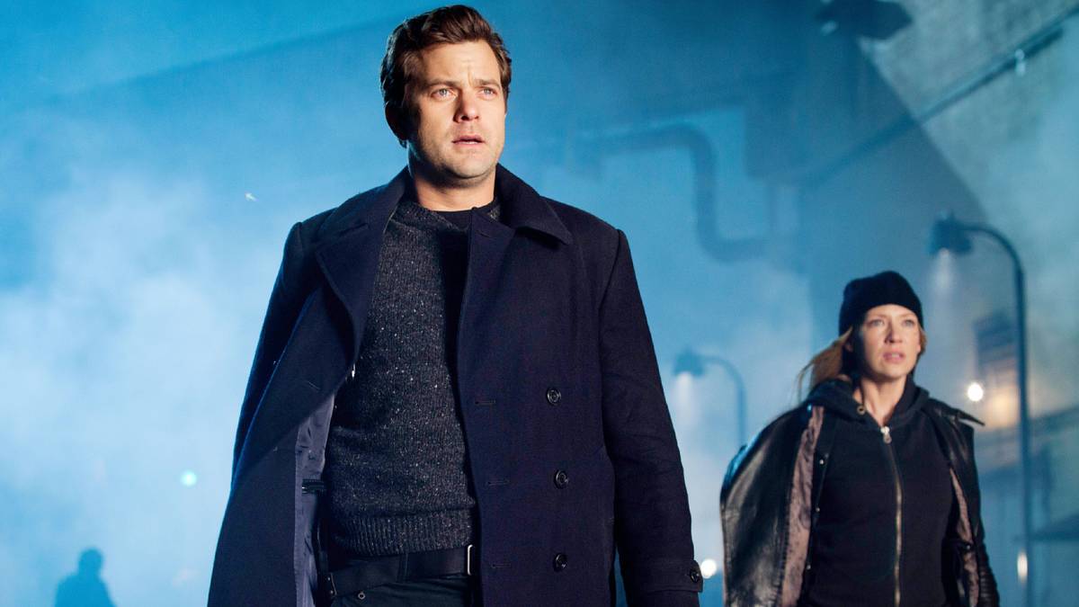 Joshua Jackson Stole the Show in This 5-Part Sci-Fi Show (& It's Coming to ...