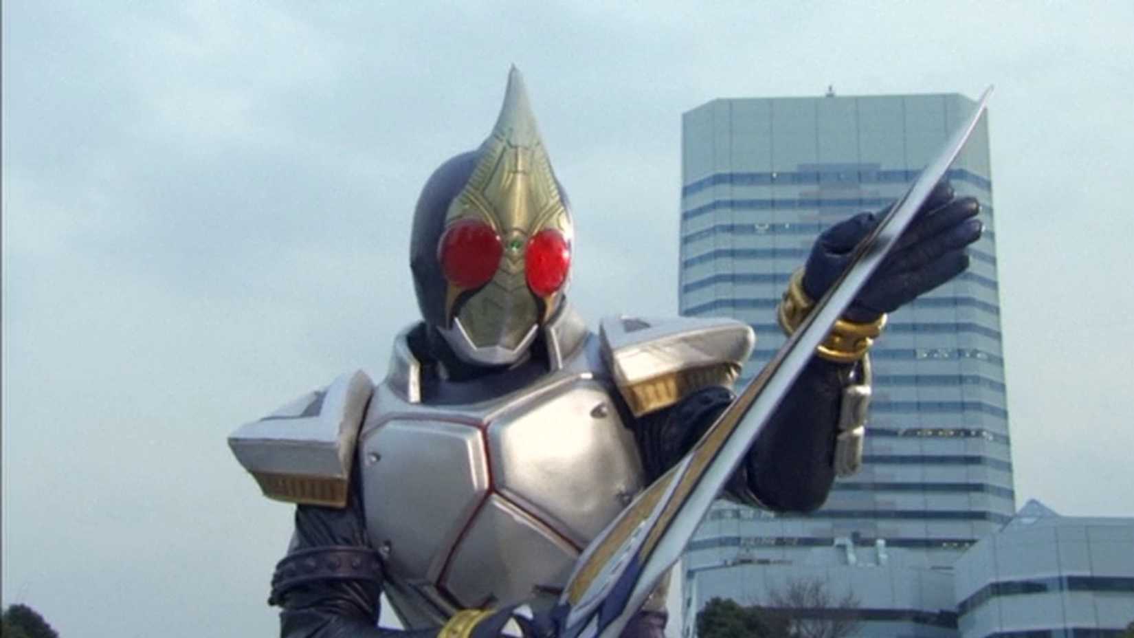 Kamen Rider Blade brandishing his sword.