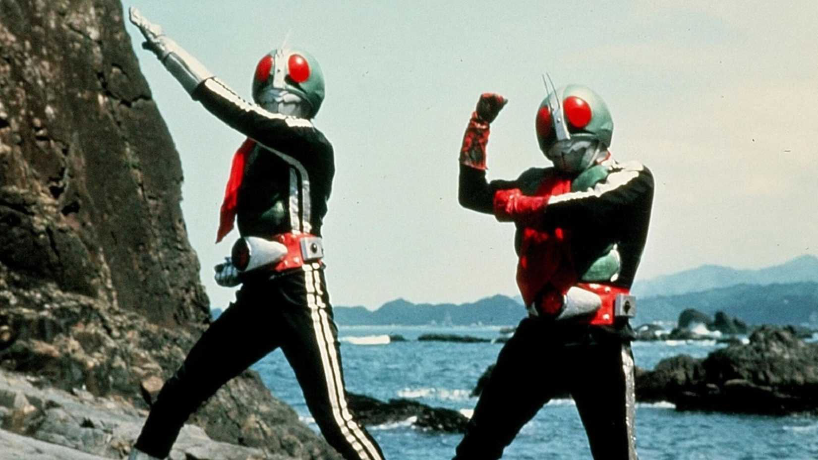 Kamen Rider Ichigo and Kamen Rider Nigo do their poses