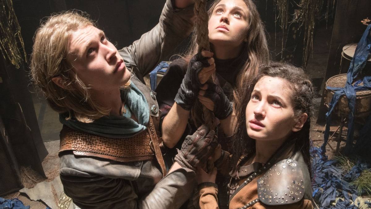 Poppy Butler 8 Forgotten Fantasy Shows That Aged Perfectly