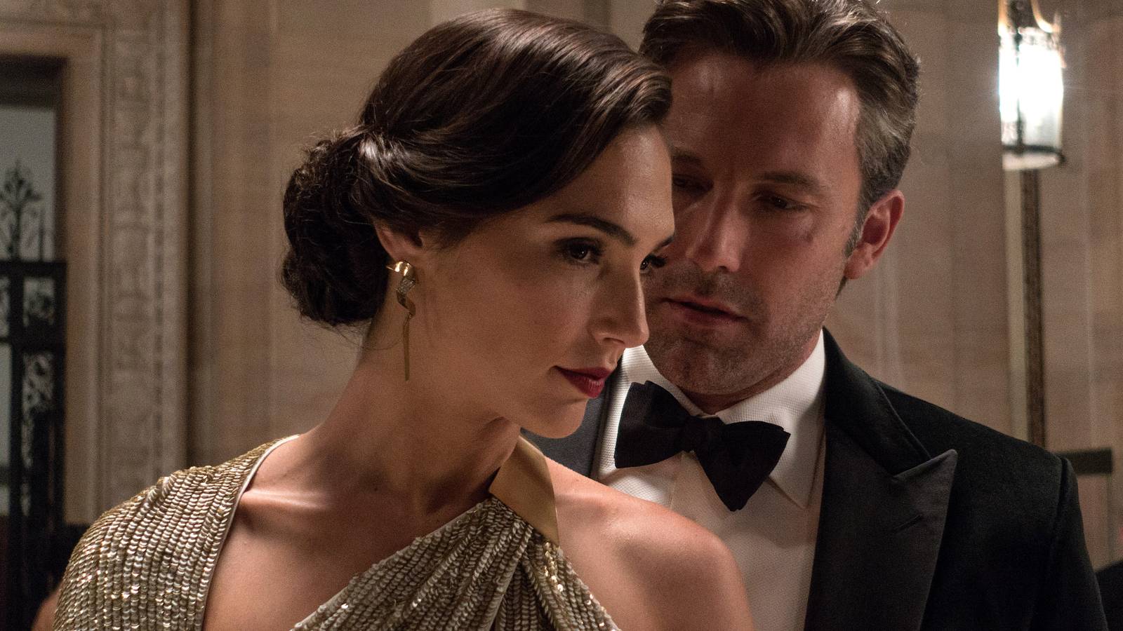 Gal Gadot Shares Her Wonder Woman Camera Test, A Hidden-Gem Batman v Superman Deleted Scene Fans Will Adore