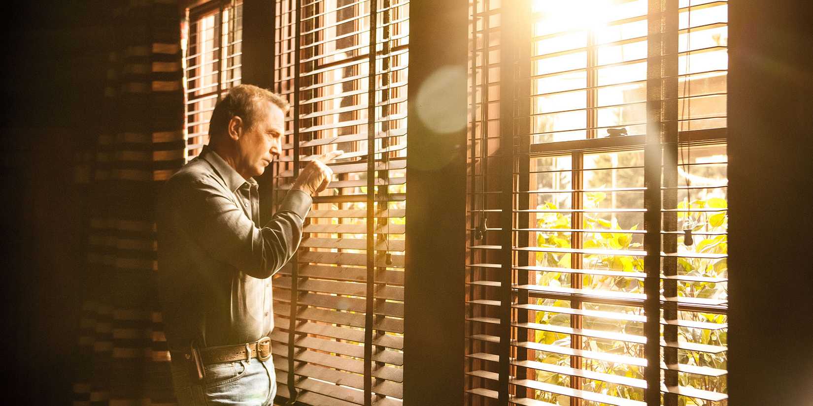 Kevin Costner as John Dutton in Yellowstone-1