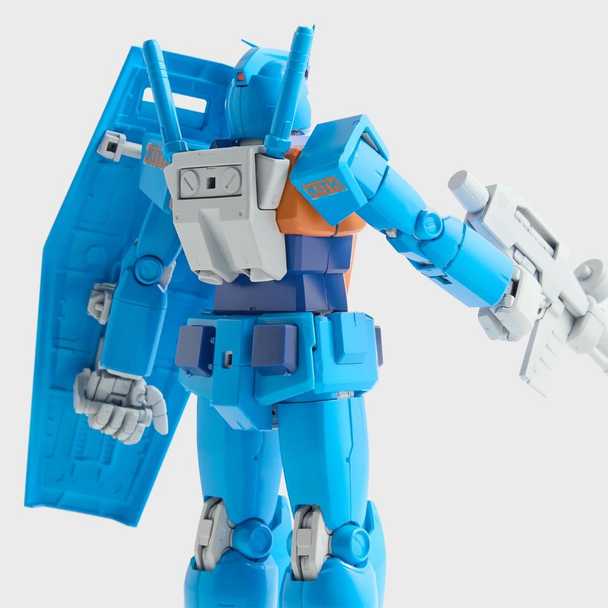 Gundam Takes on New York for Special U.S. Christmas Gunpla Release Gundam Takes on New York for Special U.S. Christmas Gunpla Release